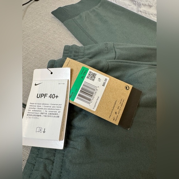 Nike Primary Dri-Fit UV Versatile Jogger Pants XL Tall - Picture 7 of 7